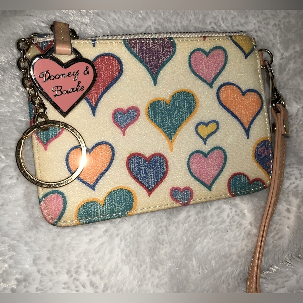 EUC Dooney & Bourke rainbow zipper wristlet